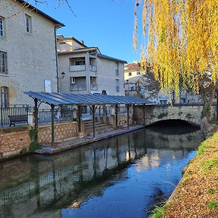 Ferienwohnung Le Nid De Marius LʼIsle-sur-la-Sorgue Exterior foto